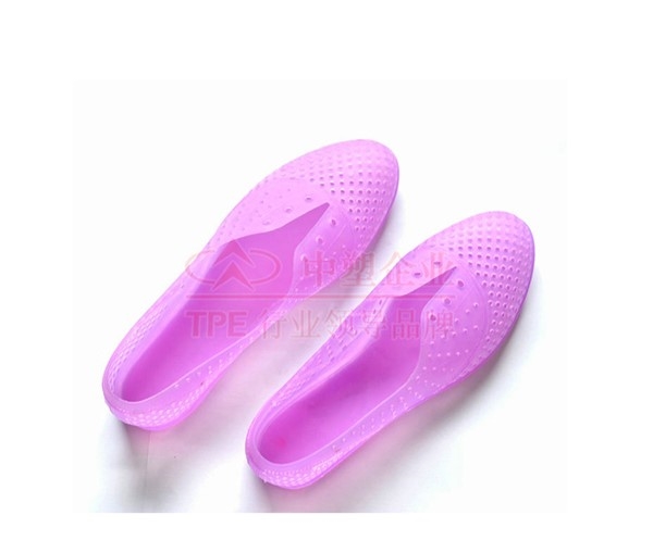 Как да предотвратите абсорбцията на влага в TPE материали? Как да предотвратите абсорбцията на влага в TPE материали?